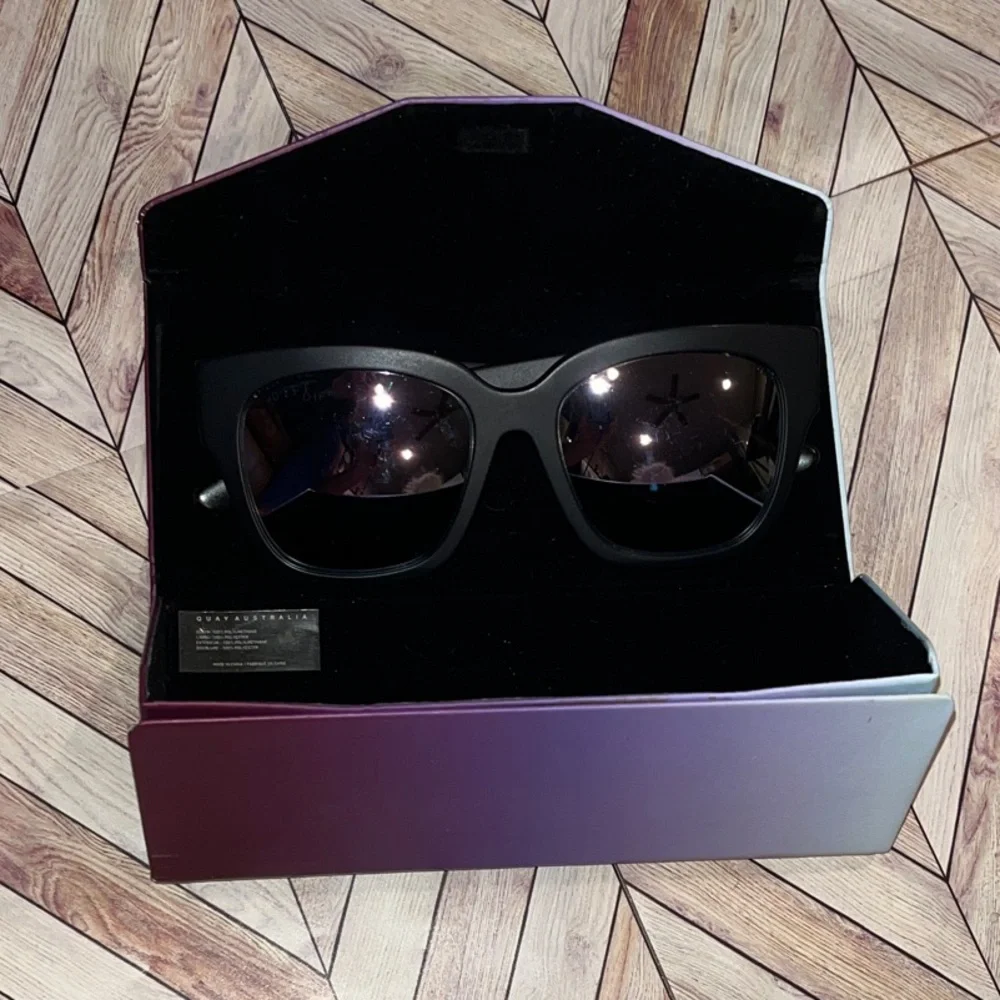 DIFF eyewear BELLA 2 oversized mirrored matte Black polarized Sunglasses